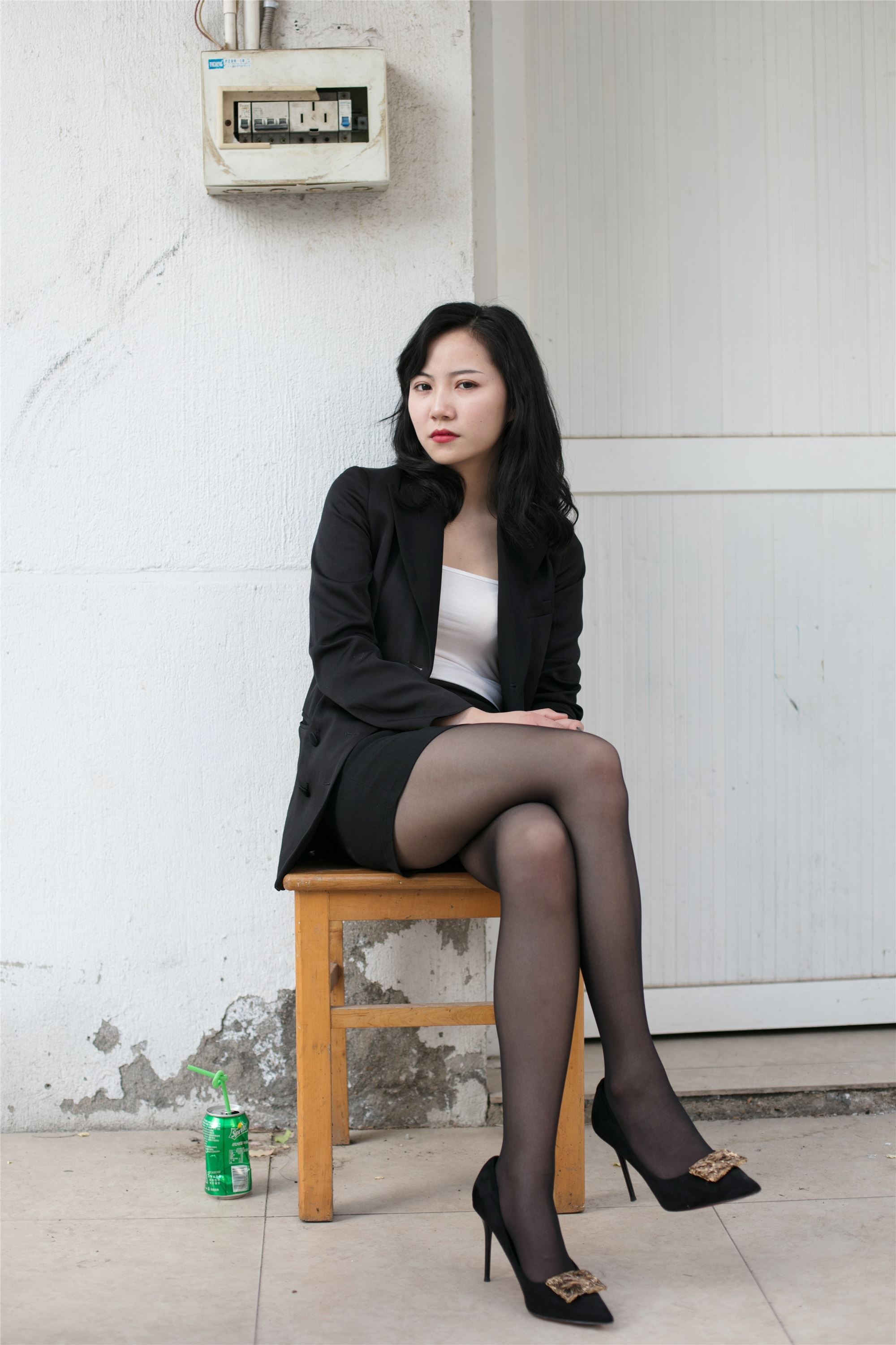 奈丝写真 NO.061 小啊刀-西装&短裙&黑丝